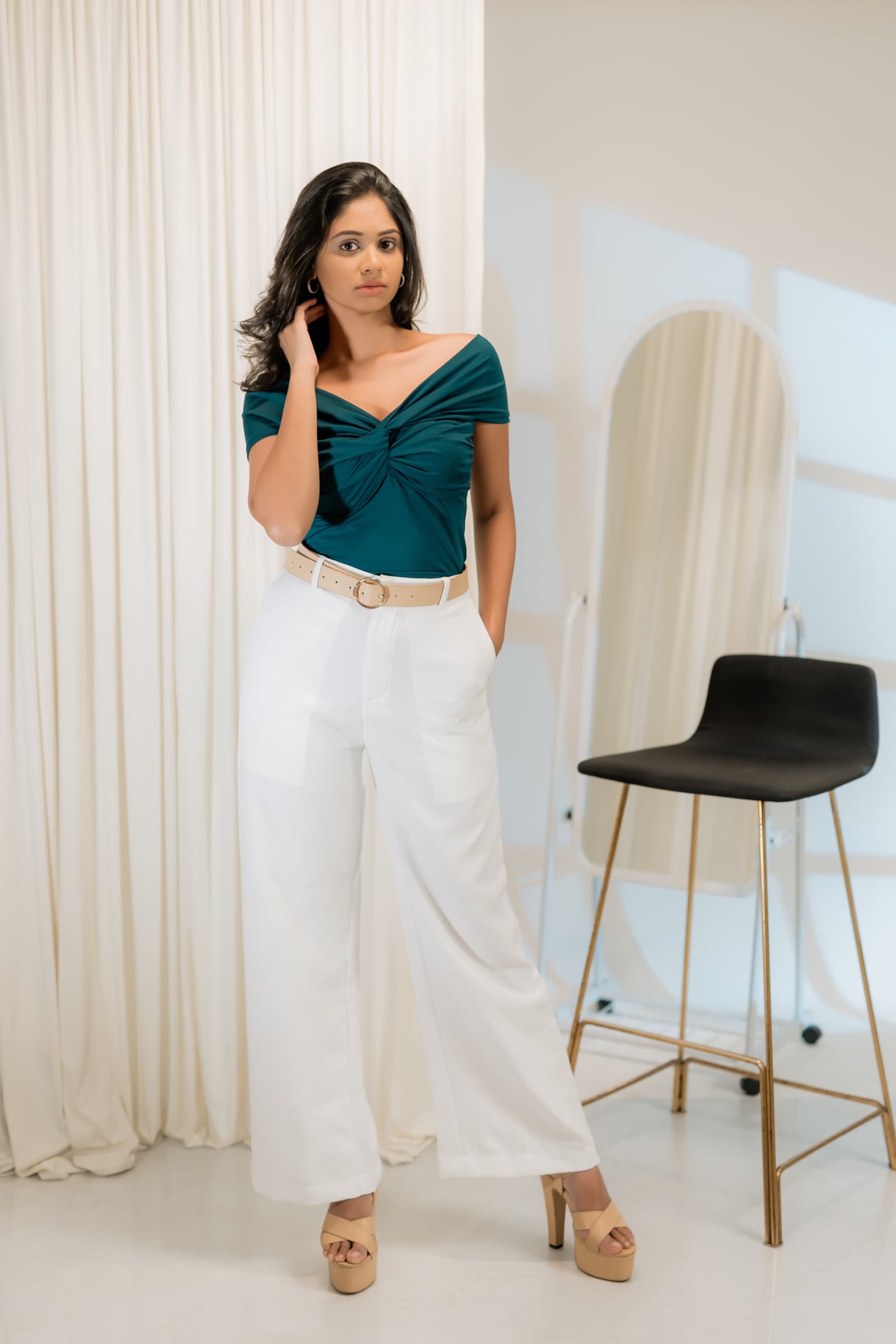 Twisted Front Aura Top